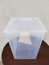 Load image into Gallery viewer, 80oz square flip top enclosure